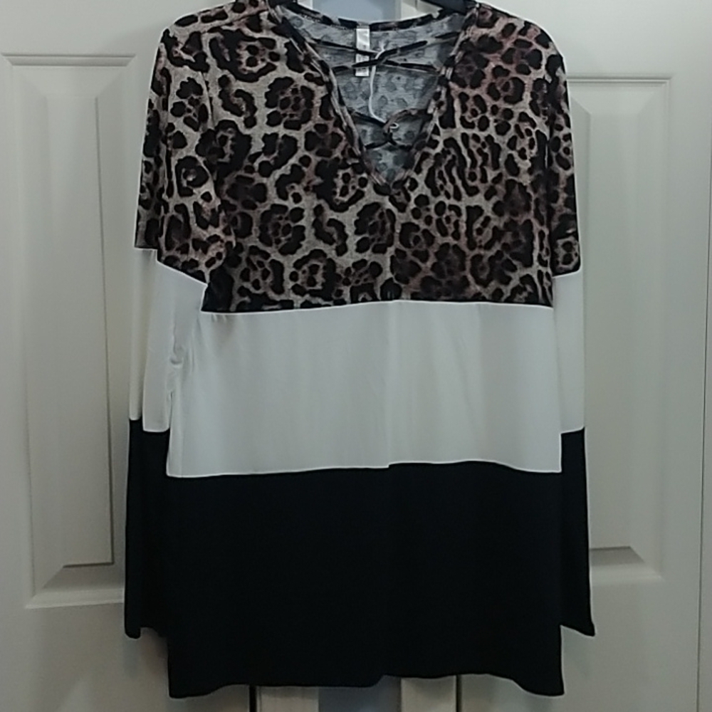 Magic Fit Animal Print Tunic top L